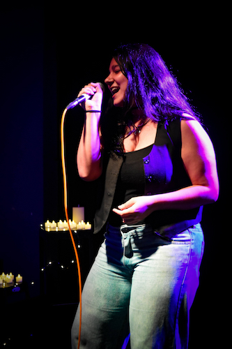 Concierto de alumnos en escenario